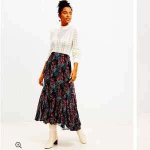 LOFT Maxi Skirt - Garden Godet pattern. Size medium